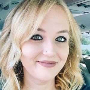 Meet your Posher, Cassie